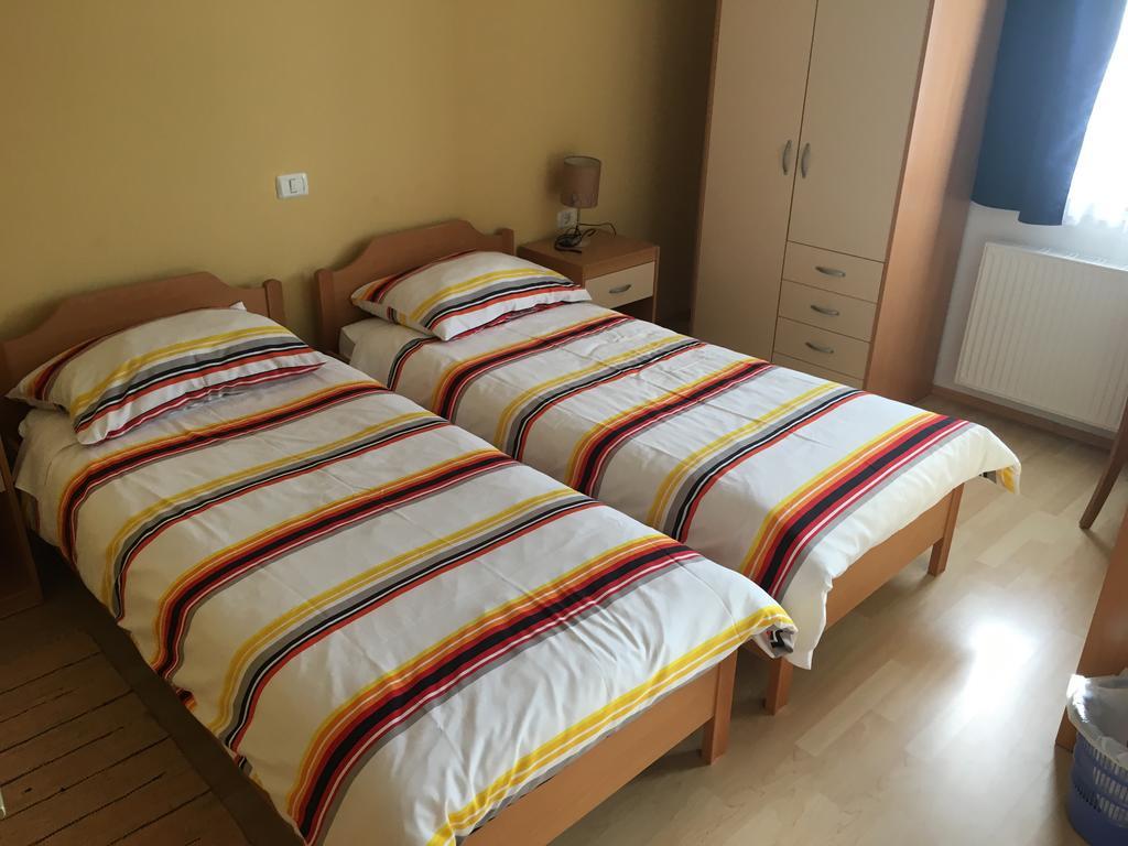 Guest House Okrepcevalnica Zemonska Vaga Ilirska Bistrica Buitenkant foto